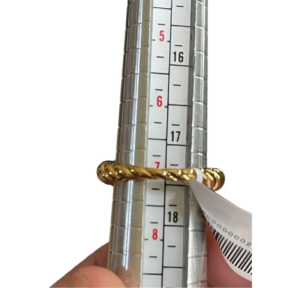 NWT gold tone twisted ring size 7.5